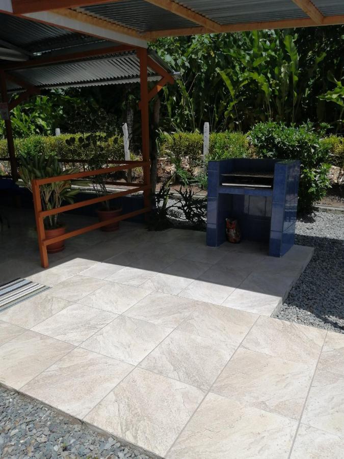 Puerto Vargas Lodge Кахуита Екстериор снимка