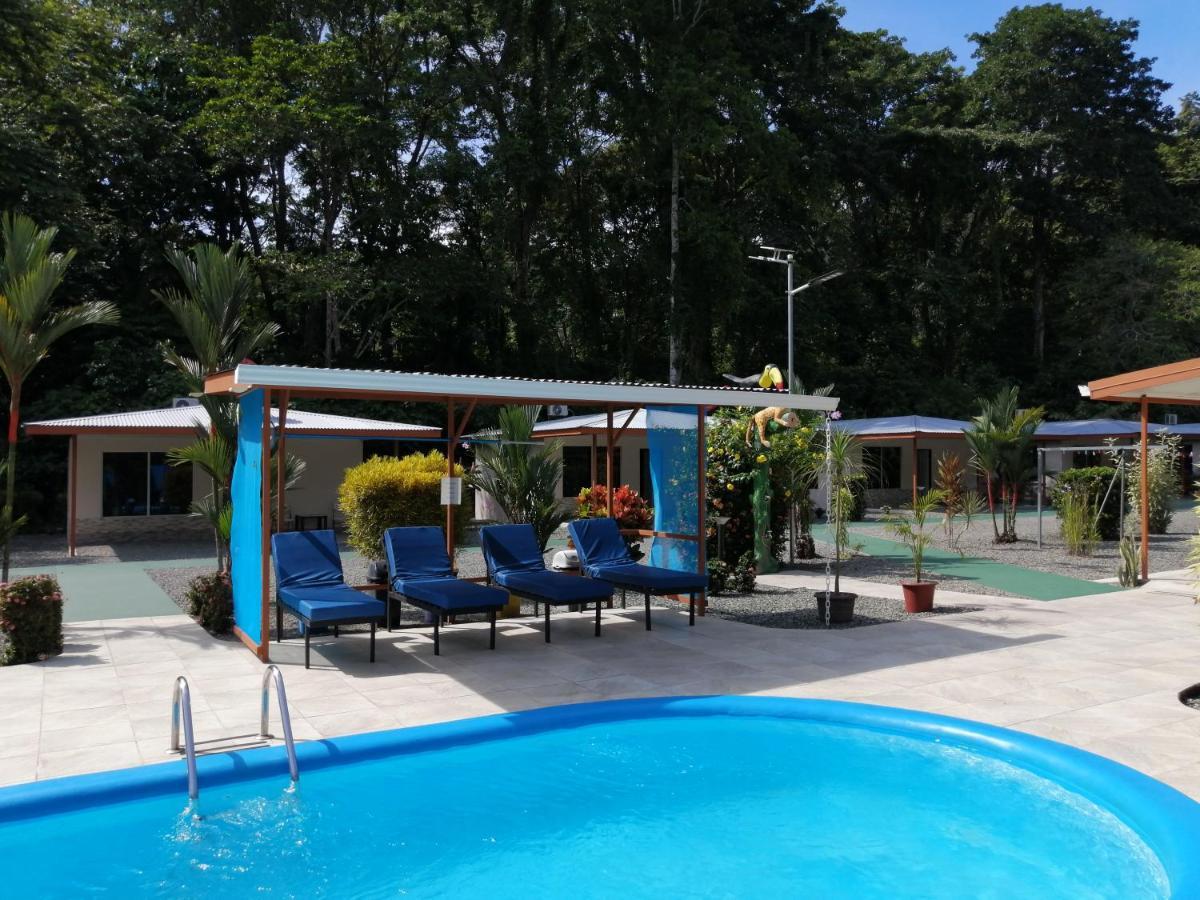 Puerto Vargas Lodge Кахуита Екстериор снимка