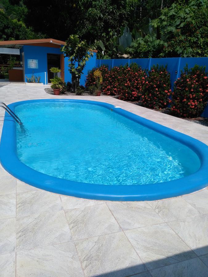 Puerto Vargas Lodge Кахуита Екстериор снимка