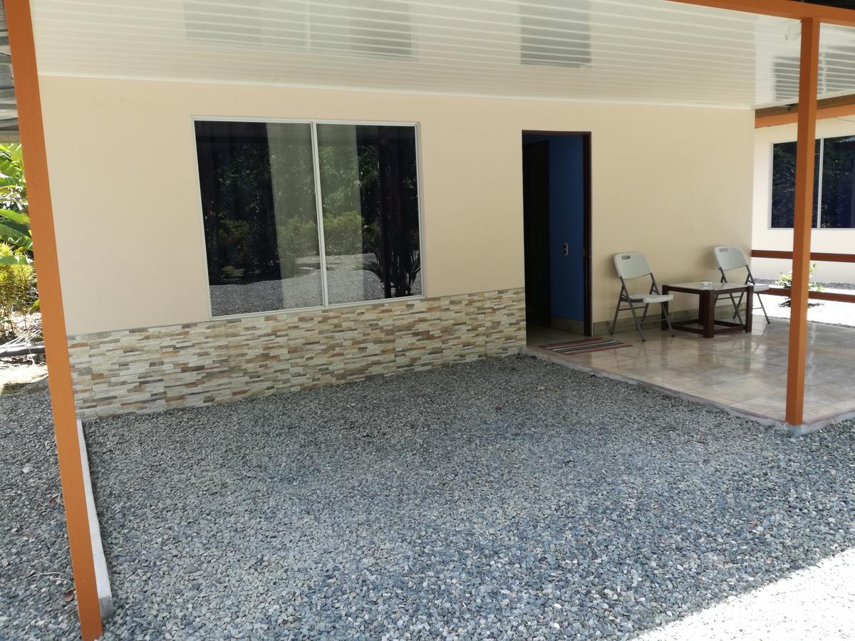 Puerto Vargas Lodge Кахуита Екстериор снимка