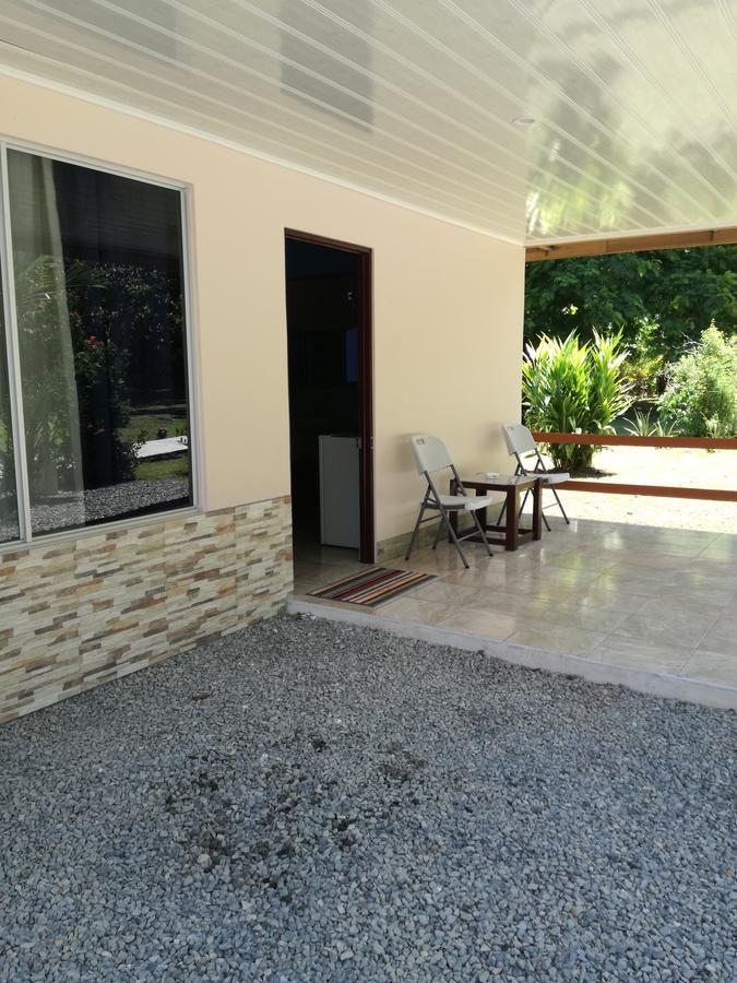 Puerto Vargas Lodge Кахуита Екстериор снимка